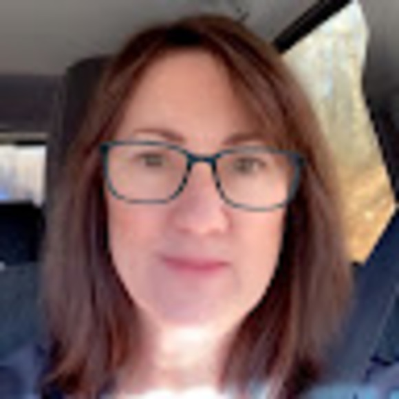 Meet your Posher, Jennifer - Picture 1 of 1